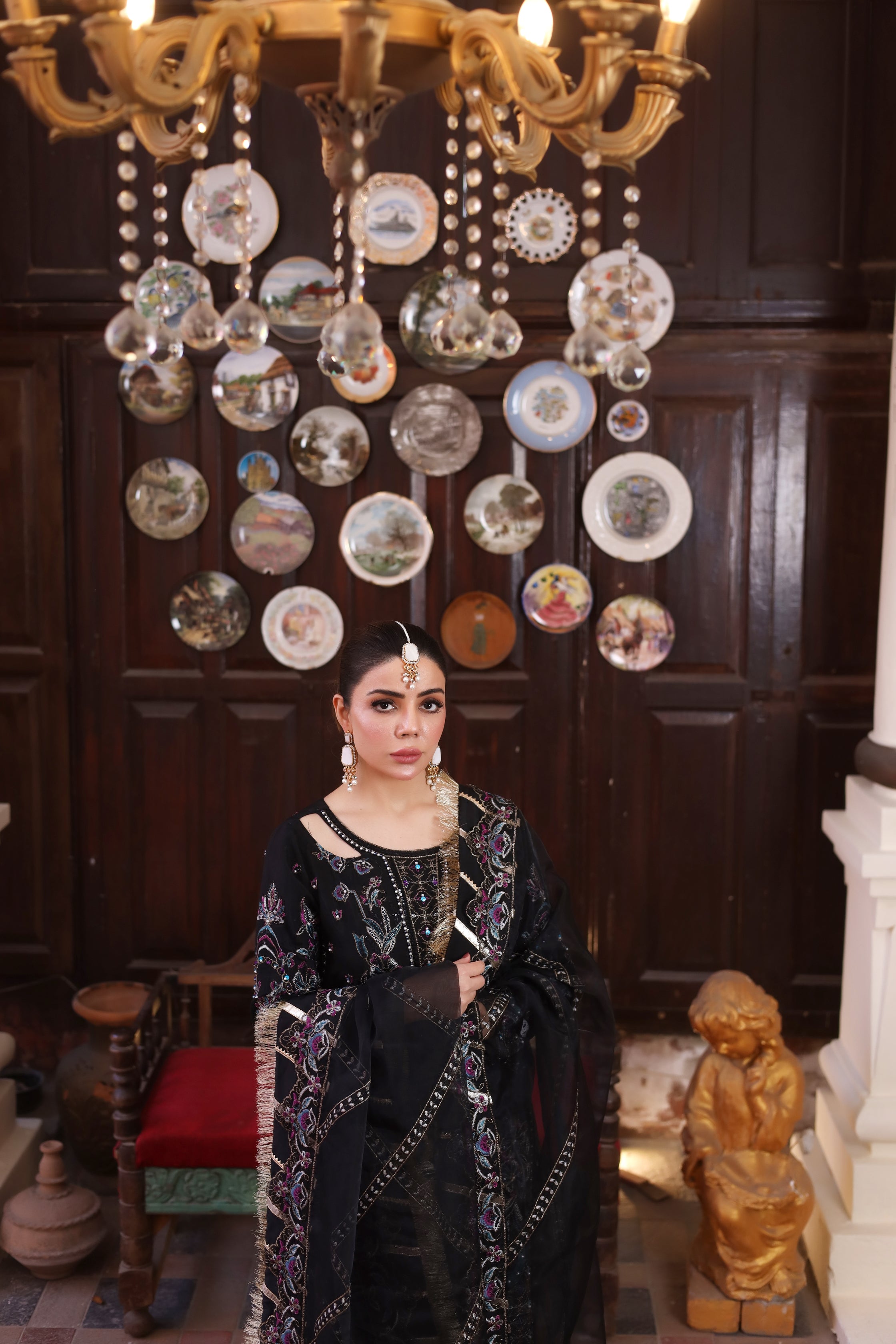 Husan Pari