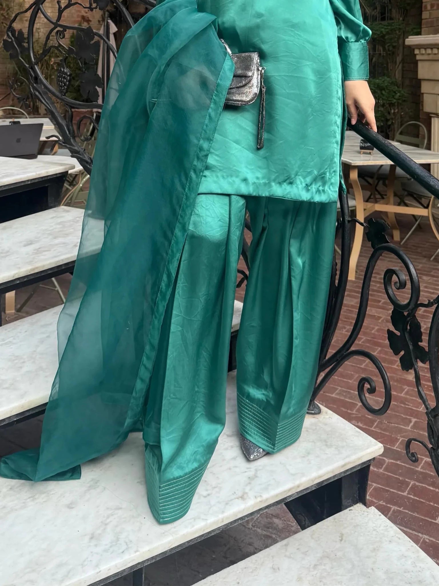 Farshi Shalwar - Maryam Gondal